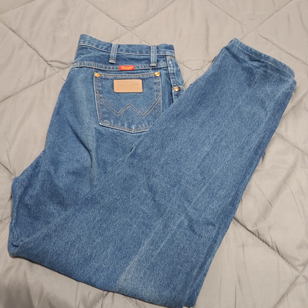 Vintage Wrangler 12MWZG High Waisted Jeans Made‎ in USA Blue Denim 19/20 x 34